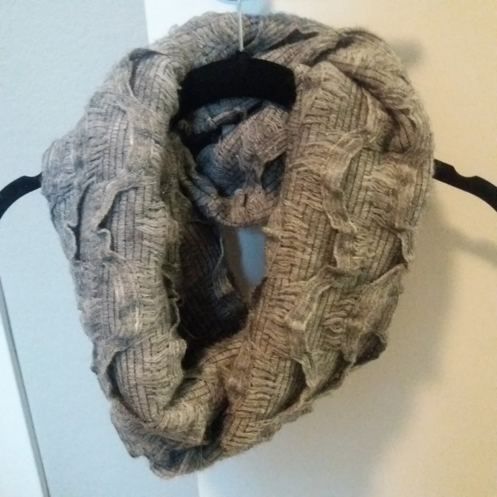 Anthropologie Madison 88 Infinity scarf
